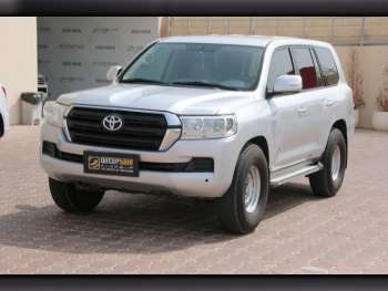 Toyota  Land Cruiser  G  2018  Automatic  265,000 Km  6 Cylinder  Four Wheel Drive (4WD)  SUV  Silver