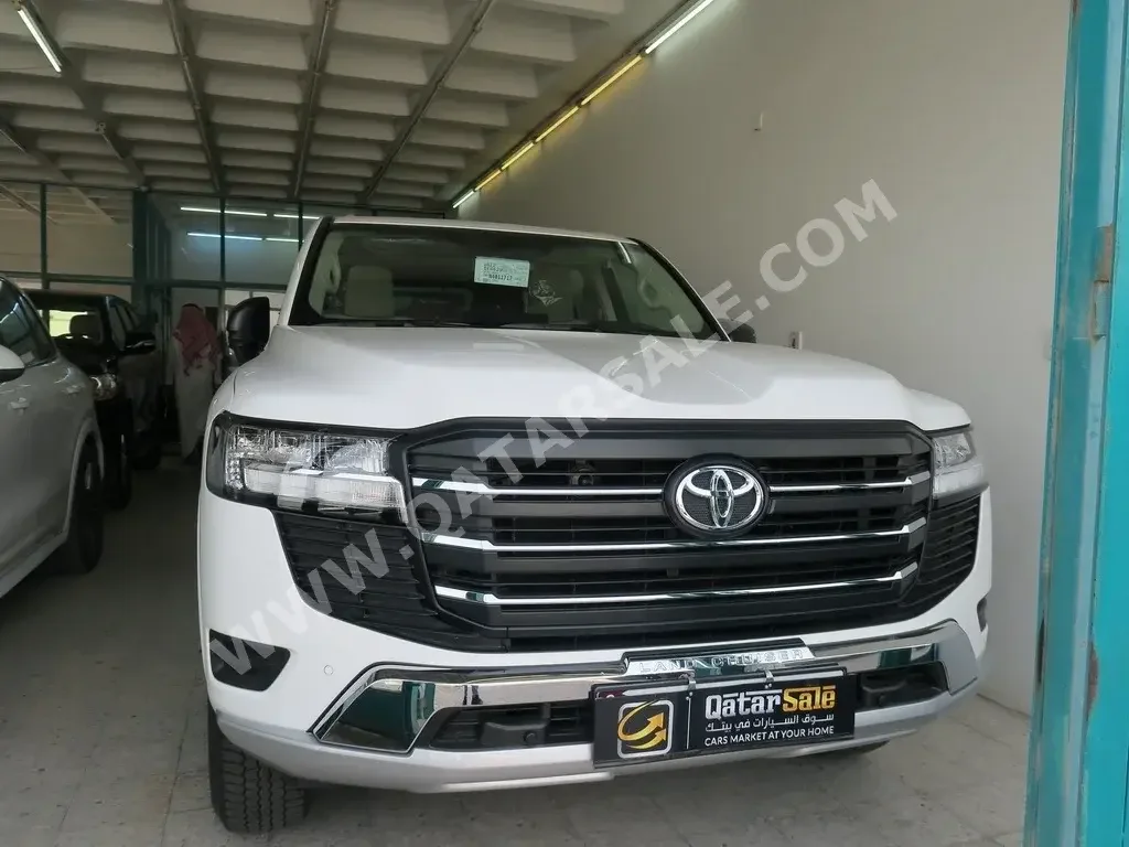 Toyota  Land Cruiser  GX  2022  Automatic  0 Km  6 Cylinder  Four Wheel Drive (4WD)  SUV  White  With Warranty