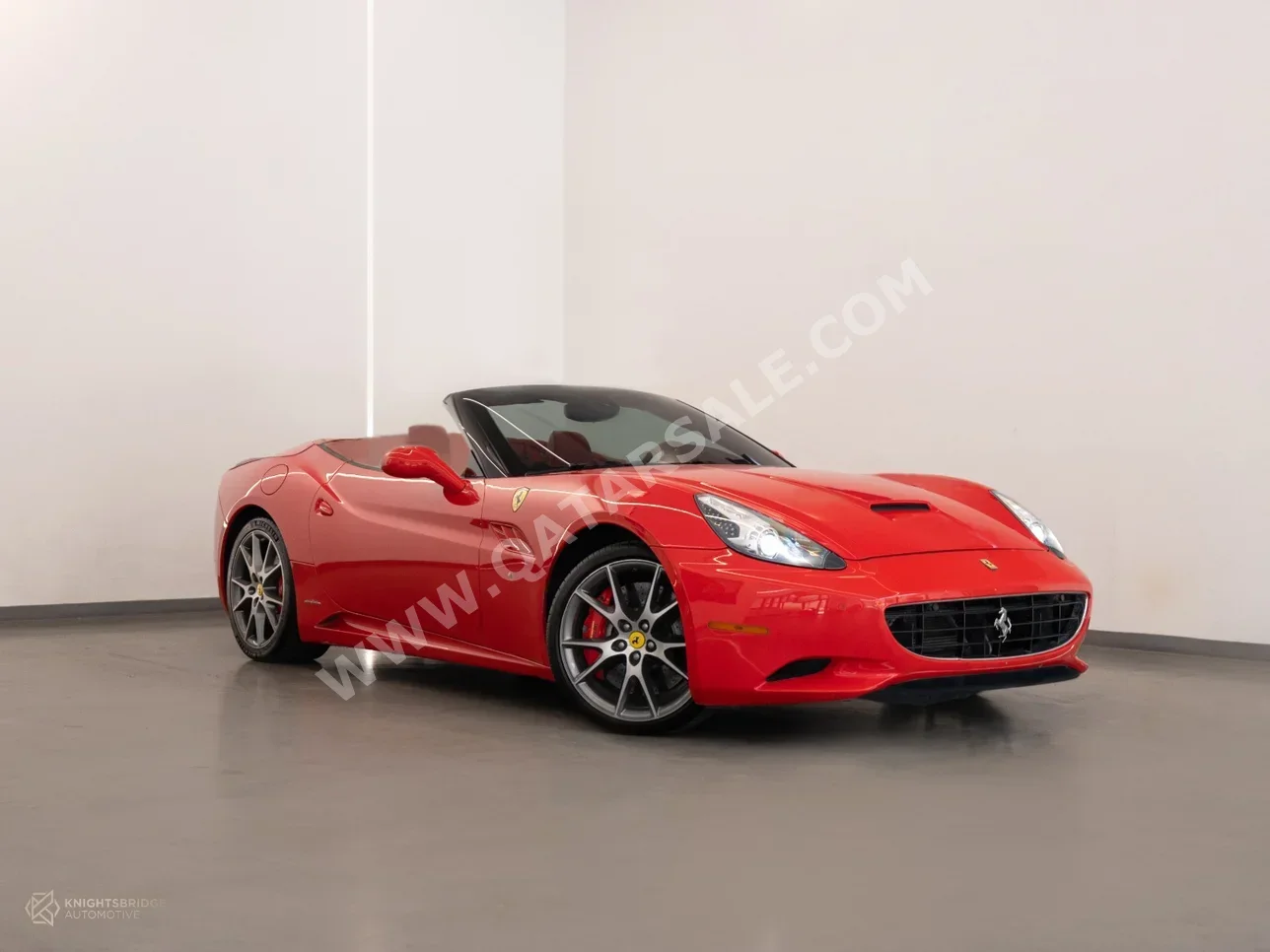 Ferrari  California  2012  Automatic  115,850 Km  8 Cylinder  Rear Wheel Drive (RWD)  Convertible  Red