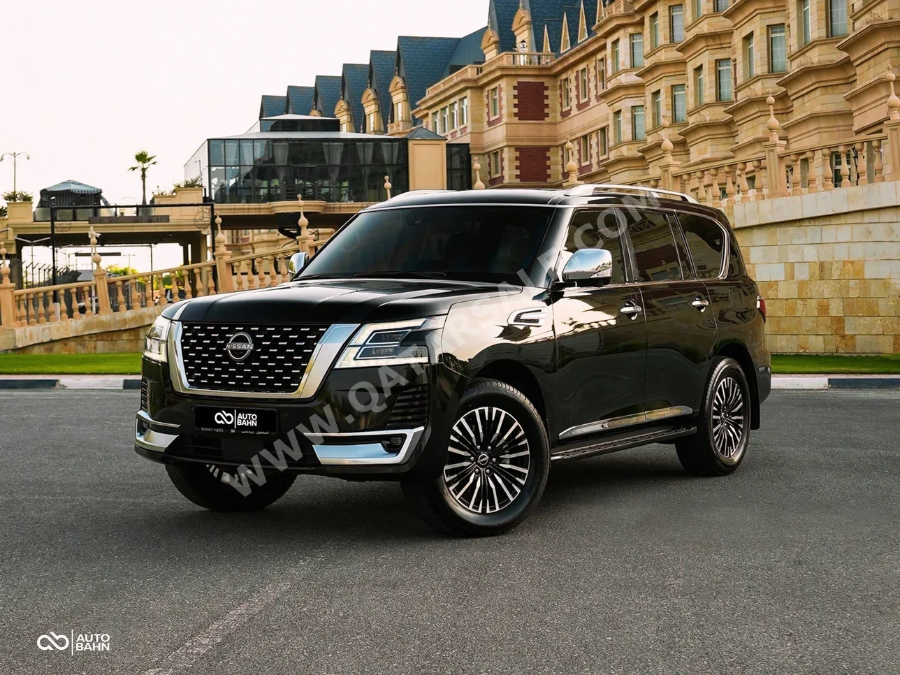 Nissan  Patrol  Platinum  2022  Automatic  88,000 Km  8 Cylinder  Four Wheel Drive (4WD)  SUV  Black