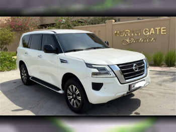 Nissan  Patrol  2020  Manual  320,000 Km  6 Cylinder  Four Wheel Drive (4WD)  SUV  White