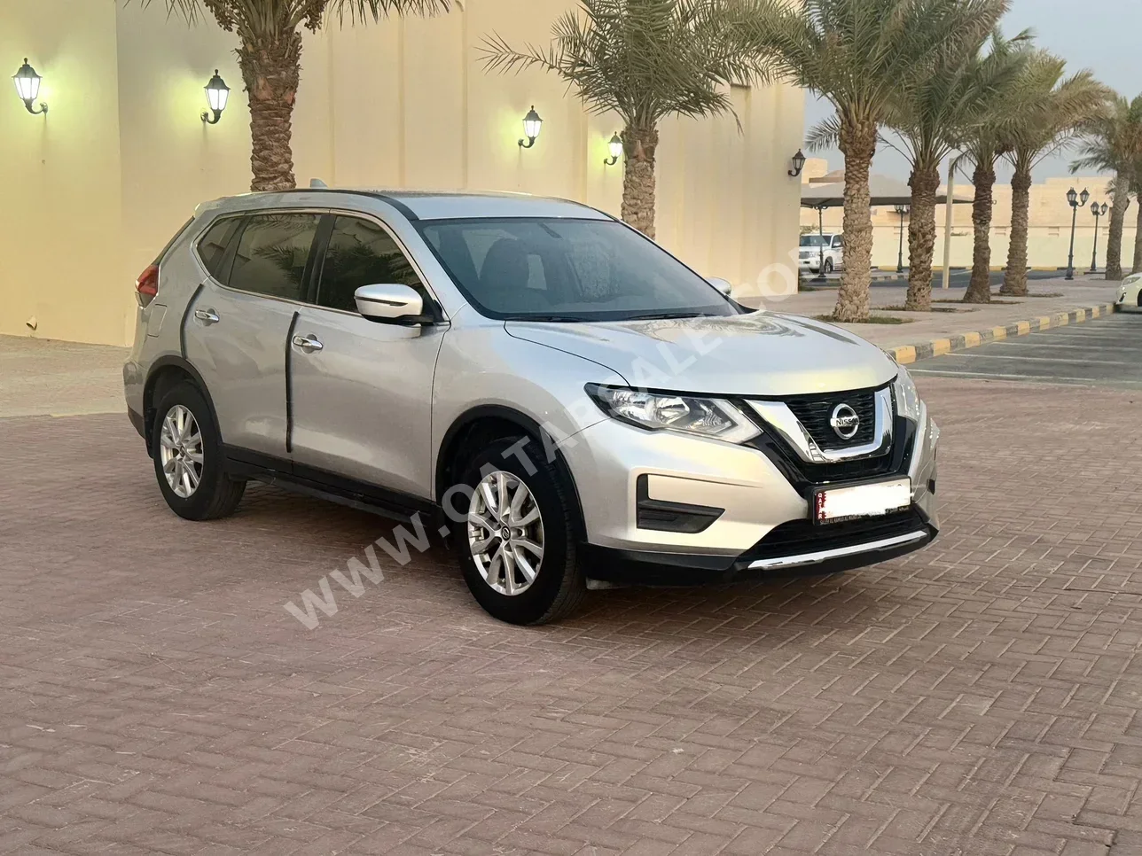 Nissan  X-Trail  2018  Automatic  59,000 Km  4 Cylinder  Four Wheel Drive (4WD)  SUV  Silver