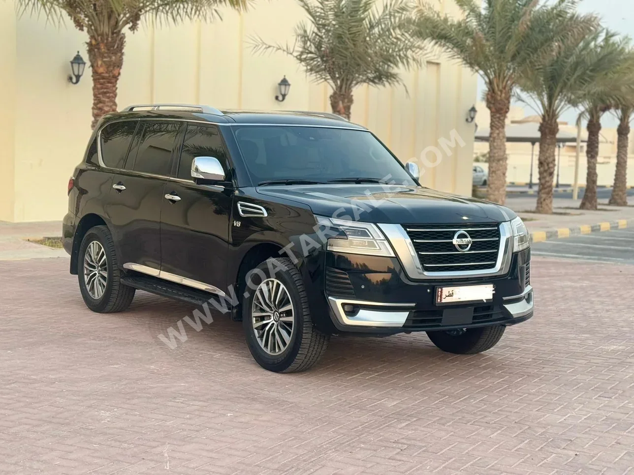 نيسان  باترول  بلاتنيوم  2020  اوتوماتيك  175,000 كم  8 سلندر  دفع رباعي  اس يو في  أسود