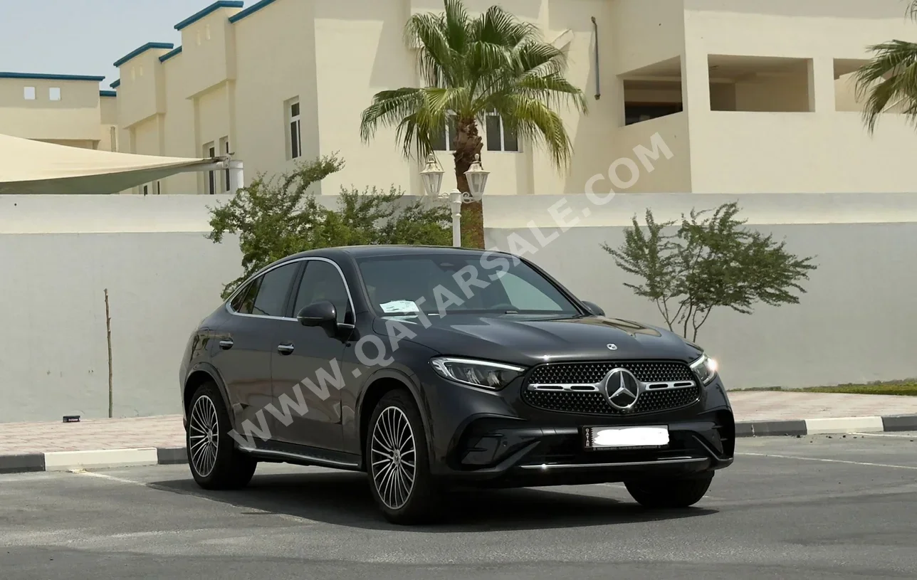 Mercedes-Benz  GLC  200  2025  Automatic  0 Km  4 Cylinder  Four Wheel Drive (4WD)  SUV  Black  With Warranty