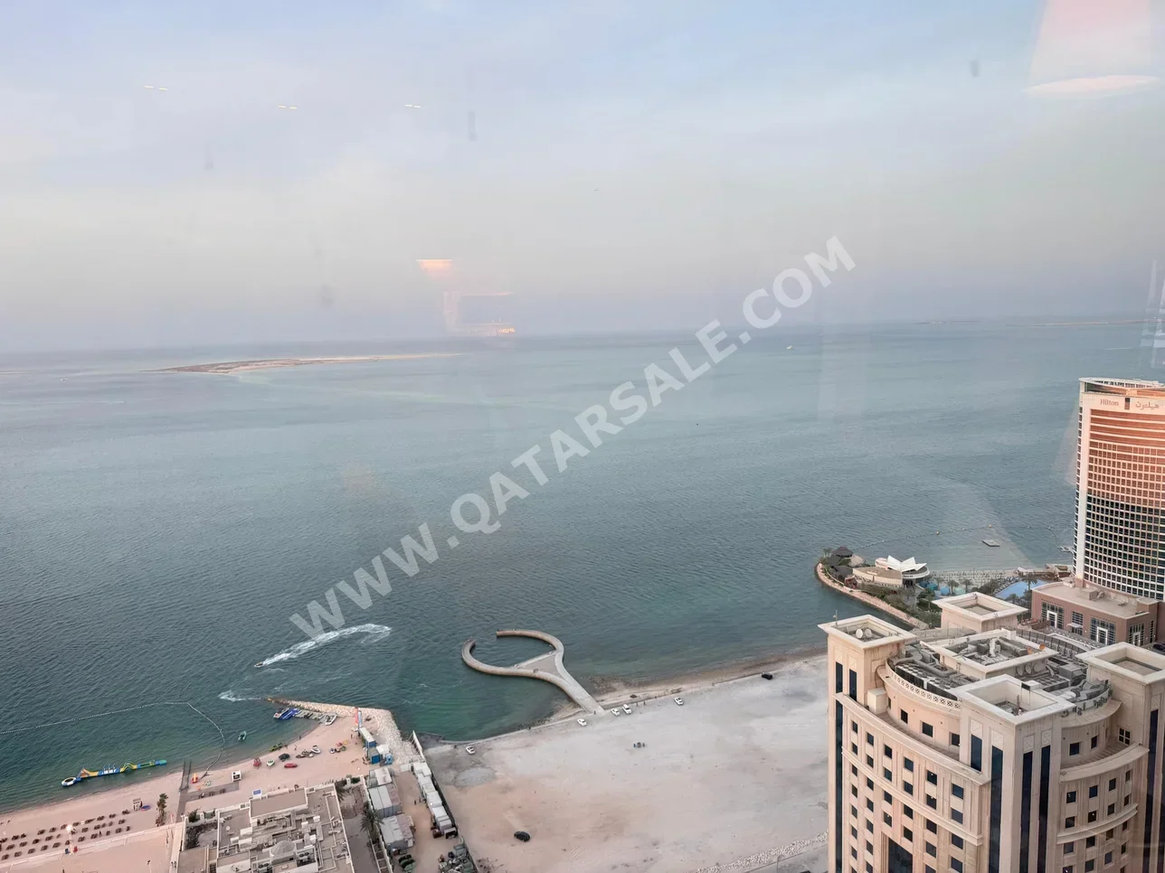 1 غرف نوم  شقة  للايجار  في الدوحة -  الخليج الغربي  مفروشة بالكامل