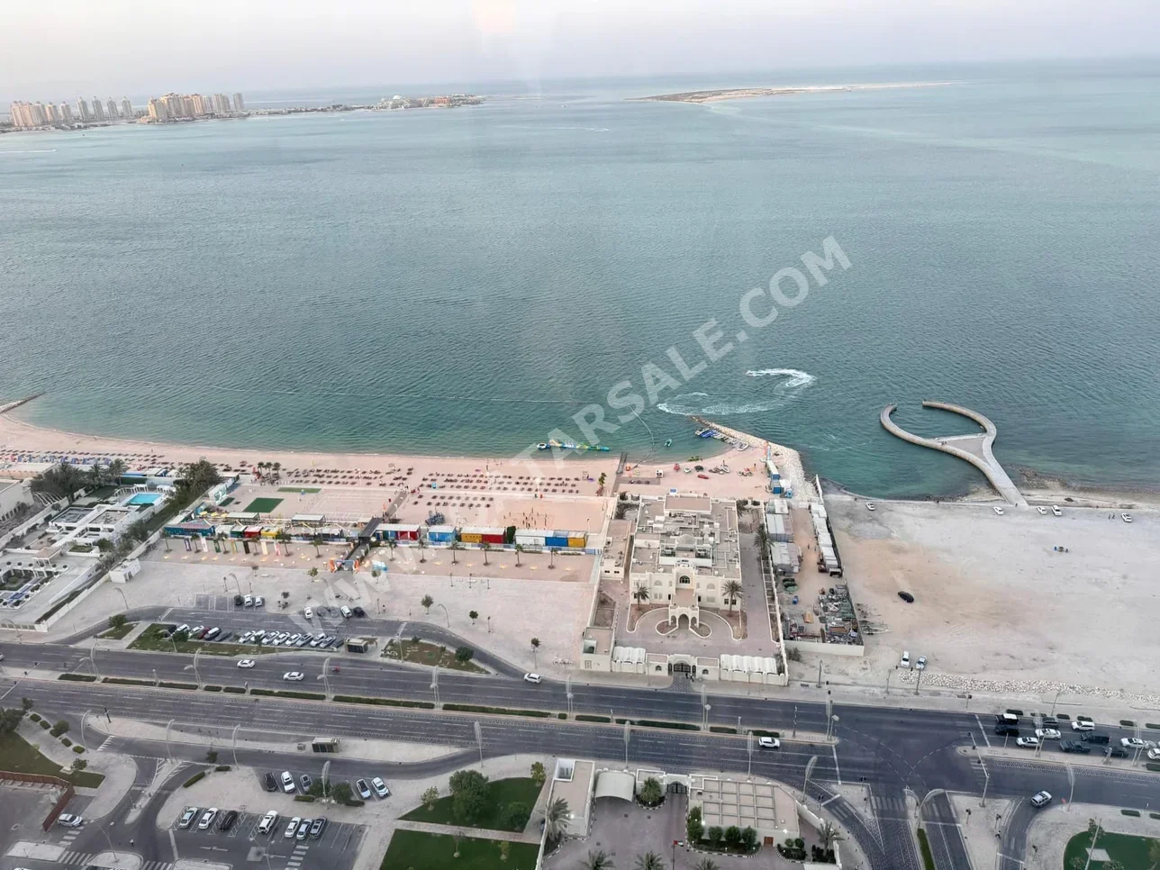 1 غرف نوم  شقة  للايجار  في الدوحة -  الخليج الغربي  مفروشة بالكامل