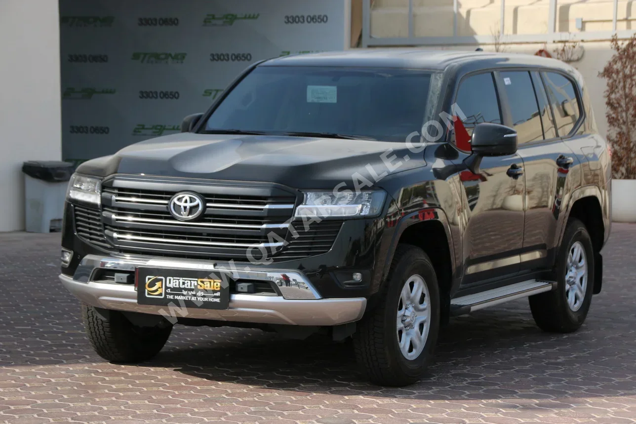 Toyota  Land Cruiser  GX  2025  Automatic  2,800 Km  6 Cylinder  Four Wheel Drive (4WD)  SUV  Black  With Warranty