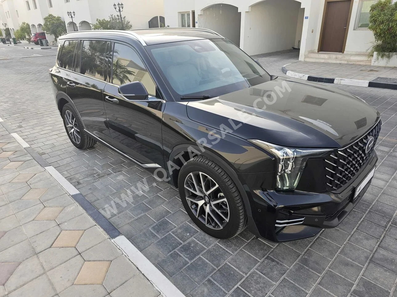 جاك  جي اس 8  2025  اوتوماتيك  7,200 كم  4 سلندر  دفع رباعي  اس يو في  أسود  تحت الضمان