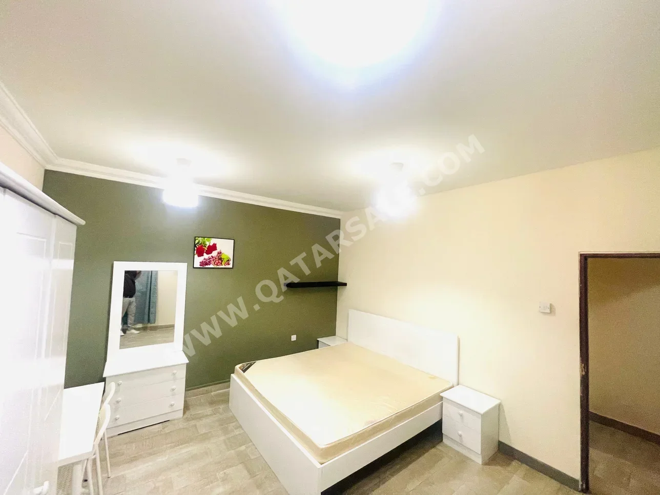1 Bedrooms  Studio  For Rent  in Al Rayyan -  Al Aziziyah  Fully Furnished