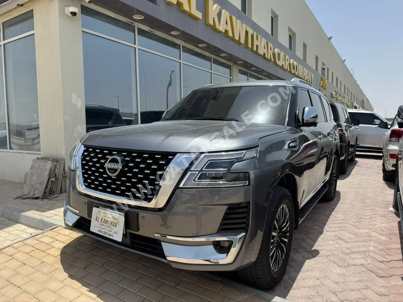 Nissan  Patrol  Platinum  2022  Automatic  132,000 Km  6 Cylinder  Four Wheel Drive (4WD)  SUV  Gray
