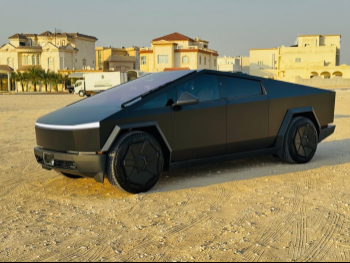 تسلا  سايبر بيست  2024  اوتوماتيك  0 كم  8 سلندر  دفع كلي مستمر  كلاسك  أسود  تحت الضمان