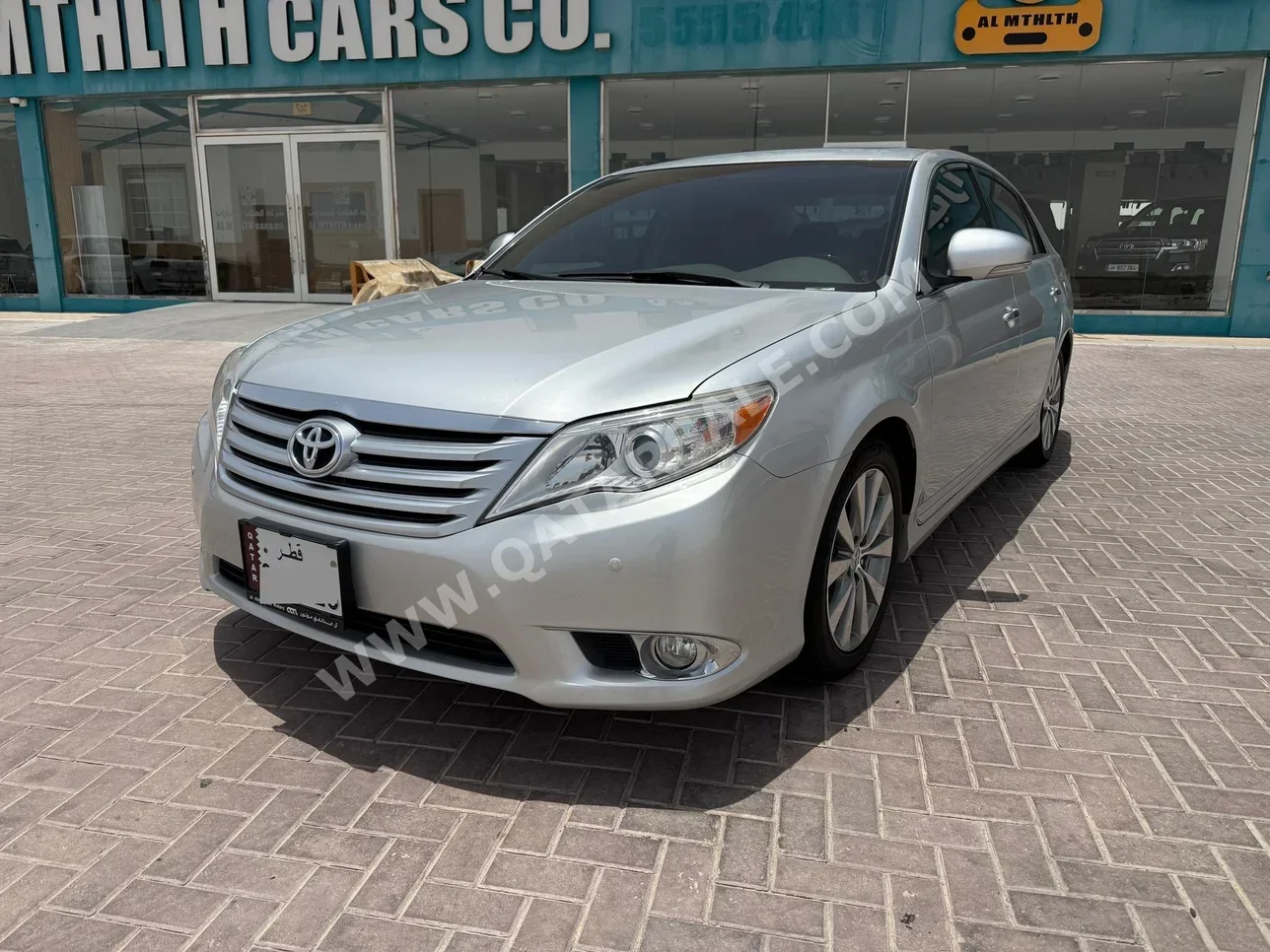 Toyota  Avalon  Limited  2012  Automatic  132,000 Km  6 Cylinder  Front Wheel Drive (FWD)  Sedan  Silver