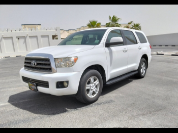 تويوتا  سكويا  اس ار 5  2012  اوتوماتيك  275,000 كم  8 سلندر  دفع رباعي  اس يو في  أبيض