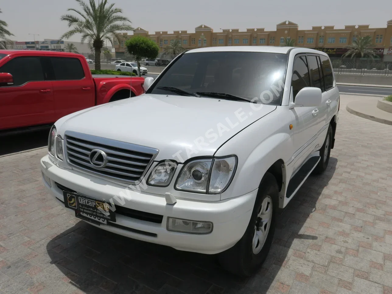 Lexus  LX  450  2006  Automatic  309,000 Km  8 Cylinder  Four Wheel Drive (4WD)  SUV  White