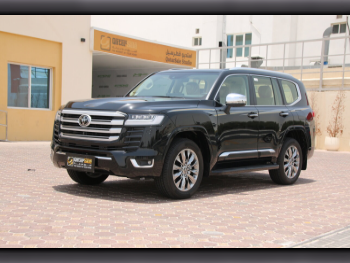 Toyota  Land Cruiser  VXR Twin Turbo  2024  Automatic  1,600 Km  6 Cylinder  Four Wheel Drive (4WD)  SUV  Black  With Warranty
