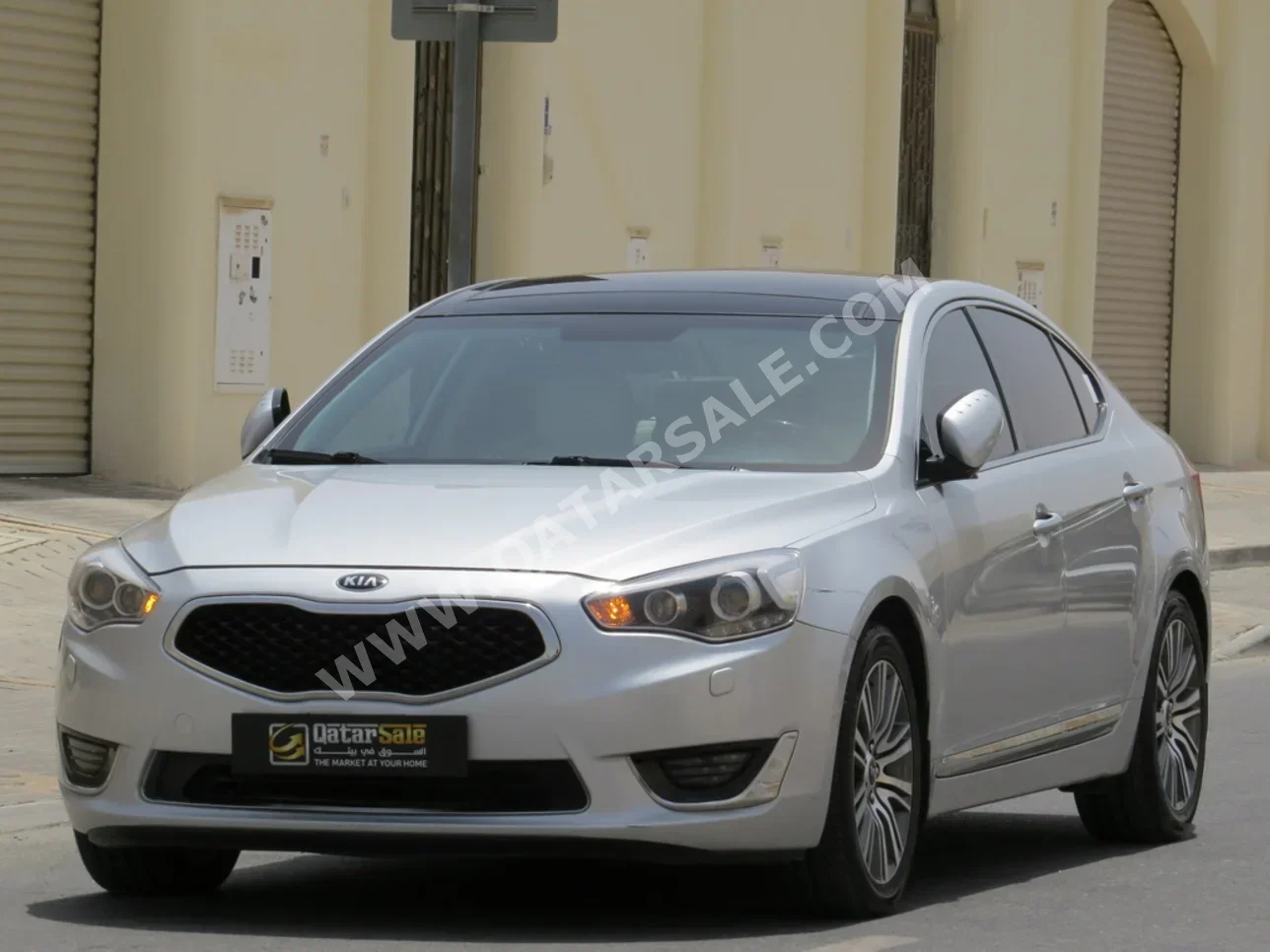 Kia  Cadenza  2015  Automatic  67,000 Km  6 Cylinder  Front Wheel Drive (FWD)  Sedan  Silver