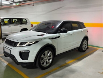 Land Rover  Evoque  2016  Automatic  78,000 Km  4 Cylinder  Four Wheel Drive (4WD)  SUV  White