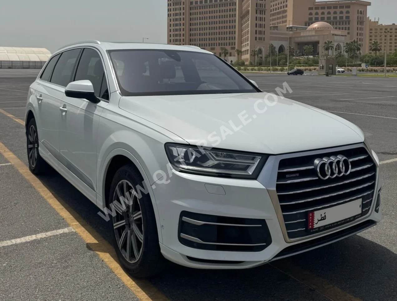 Audi  Q7  45 TFSI Quattro  2016  Tiptronic  169,000 Km  6 Cylinder  All Wheel Drive (AWD)  SUV  White