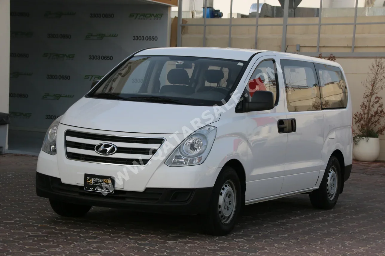 Hyundai  Van H1  2018  Automatic  45,000 Km  4 Cylinder  Rear Wheel Drive (RWD)  Van / Bus  White