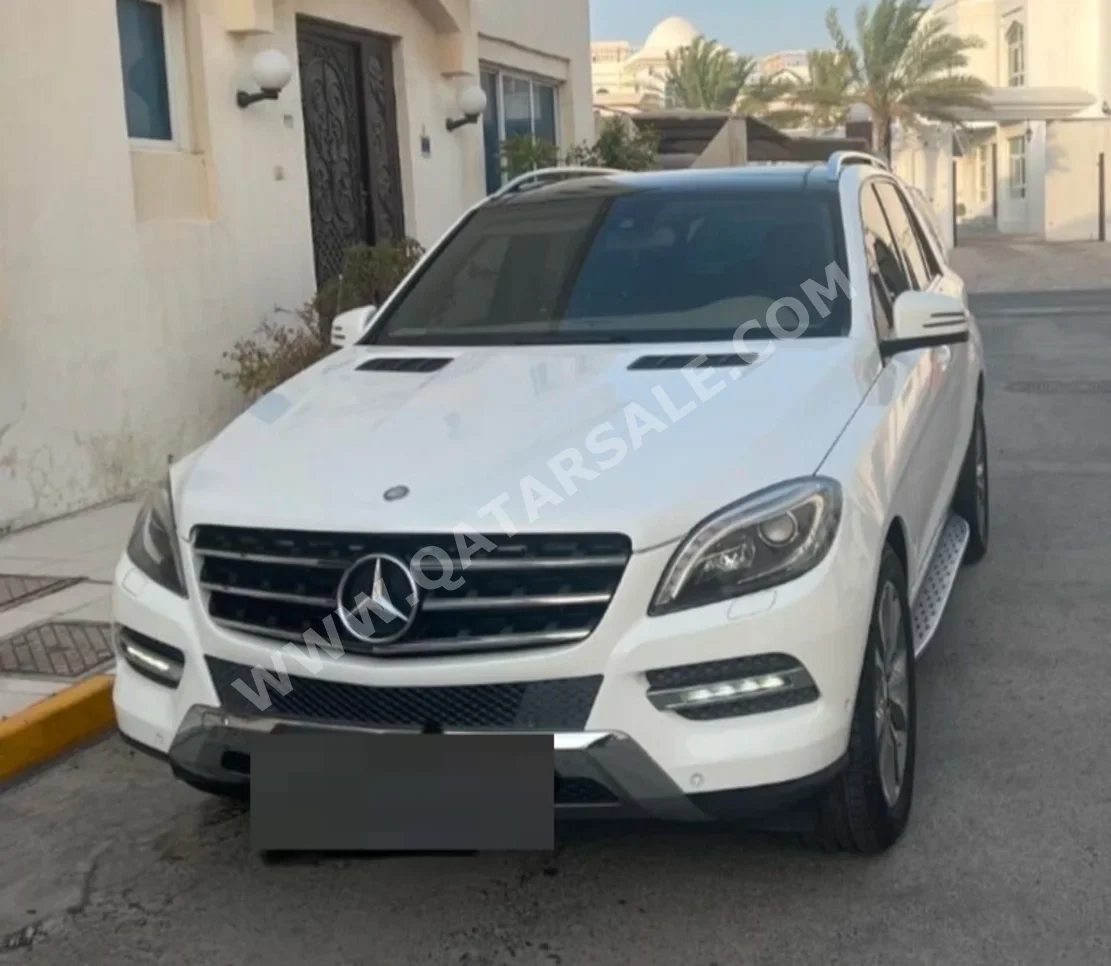 Mercedes-Benz  ML  400  2015  Automatic  62,000 Km  6 Cylinder  Four Wheel Drive (4WD)  SUV  White