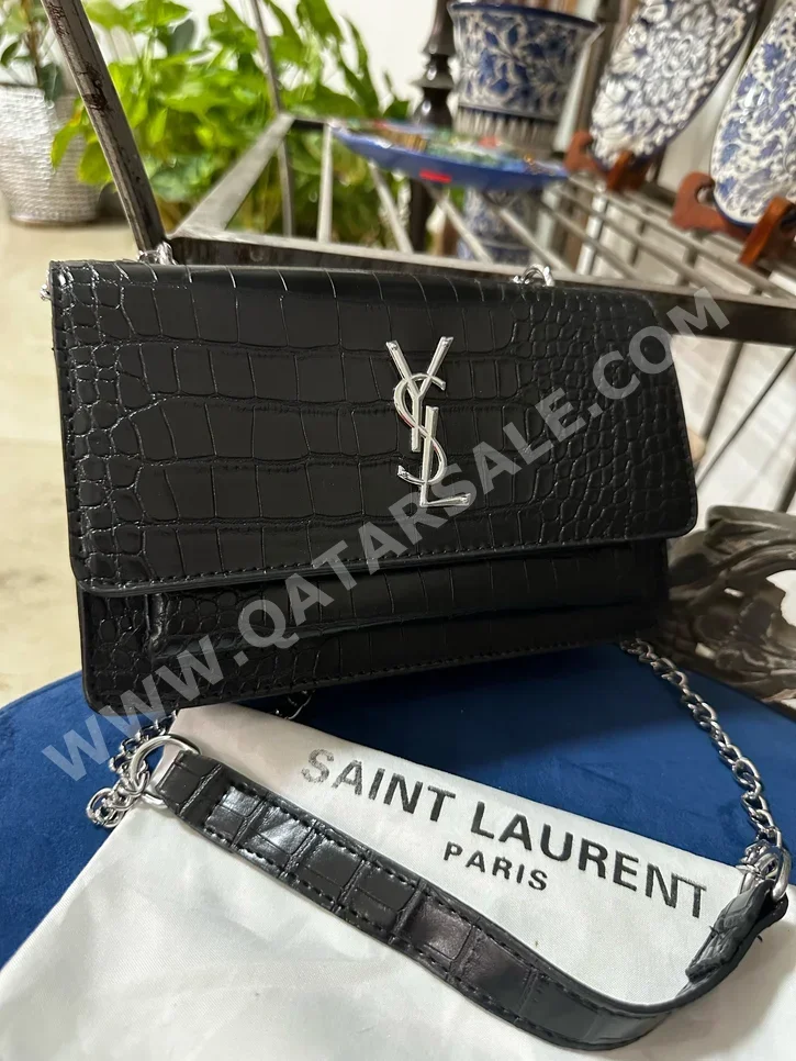شنطة يد  - سانت لوران  - أسود  - جلد اصلي  - نسائي