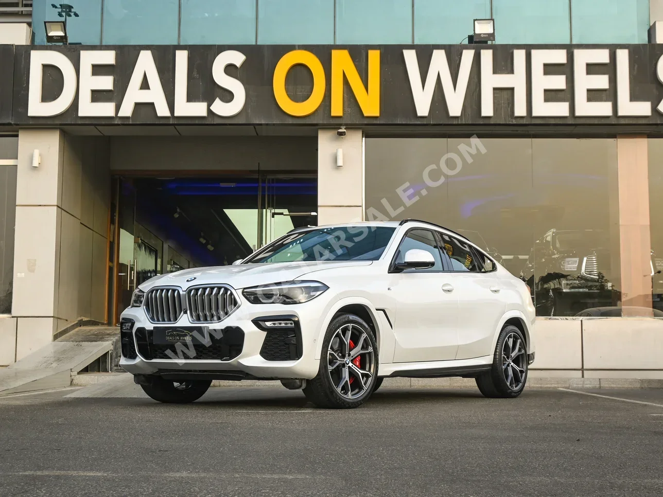 BMW  X-Series  X6 40i  2022  Automatic  71,000 Km  6 Cylinder  Four Wheel Drive (4WD)  SUV  White  With Warranty
