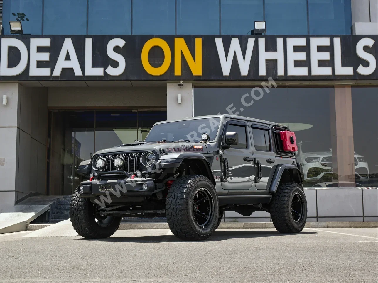 Jeep  Wrangler  392 Rubicon  2022  Automatic  22,000 Km  8 Cylinder  Four Wheel Drive (4WD)  SUV  Gray  With Warranty