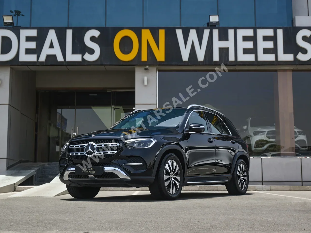 Mercedes-Benz  GLE  450  2024  Automatic  8,000 Km  6 Cylinder  Four Wheel Drive (4WD)  SUV  Black  With Warranty