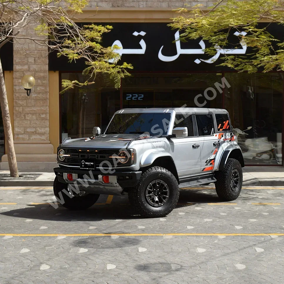 Ford  Bronco  Raptor  2024  Automatic  3,900 Km  4 Cylinder  Four Wheel Drive (4WD)  SUV  Gray  With Warranty