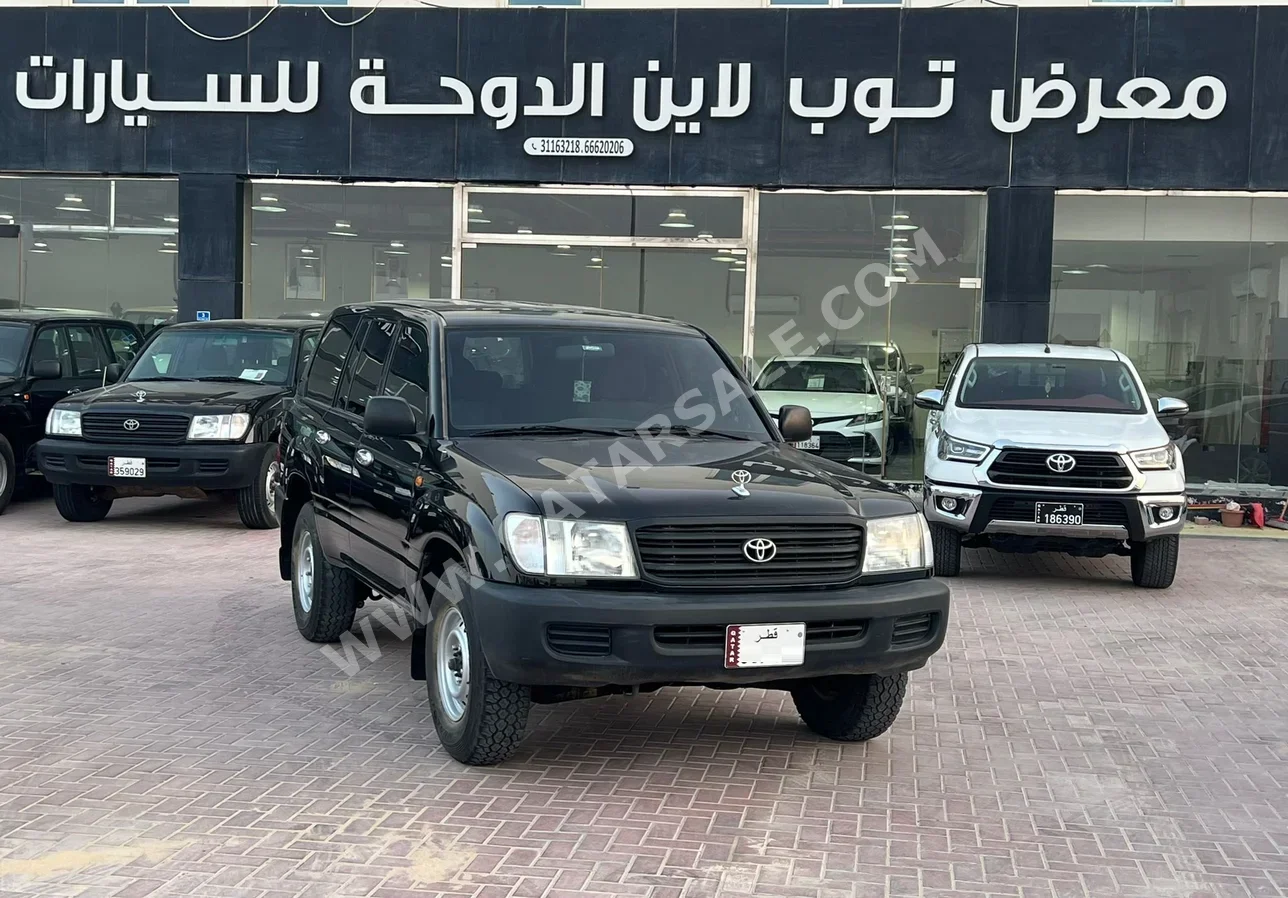 Toyota  Land Cruiser  G  1998  Manual  177,000 Km  6 Cylinder  Four Wheel Drive (4WD)  SUV  Black
