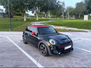 Mini  Cooper  JCW  2020  Automatic  70,000 Km  4 Cylinder  Front Wheel Drive (FWD)  Hatchback  Black and Red  With Warranty