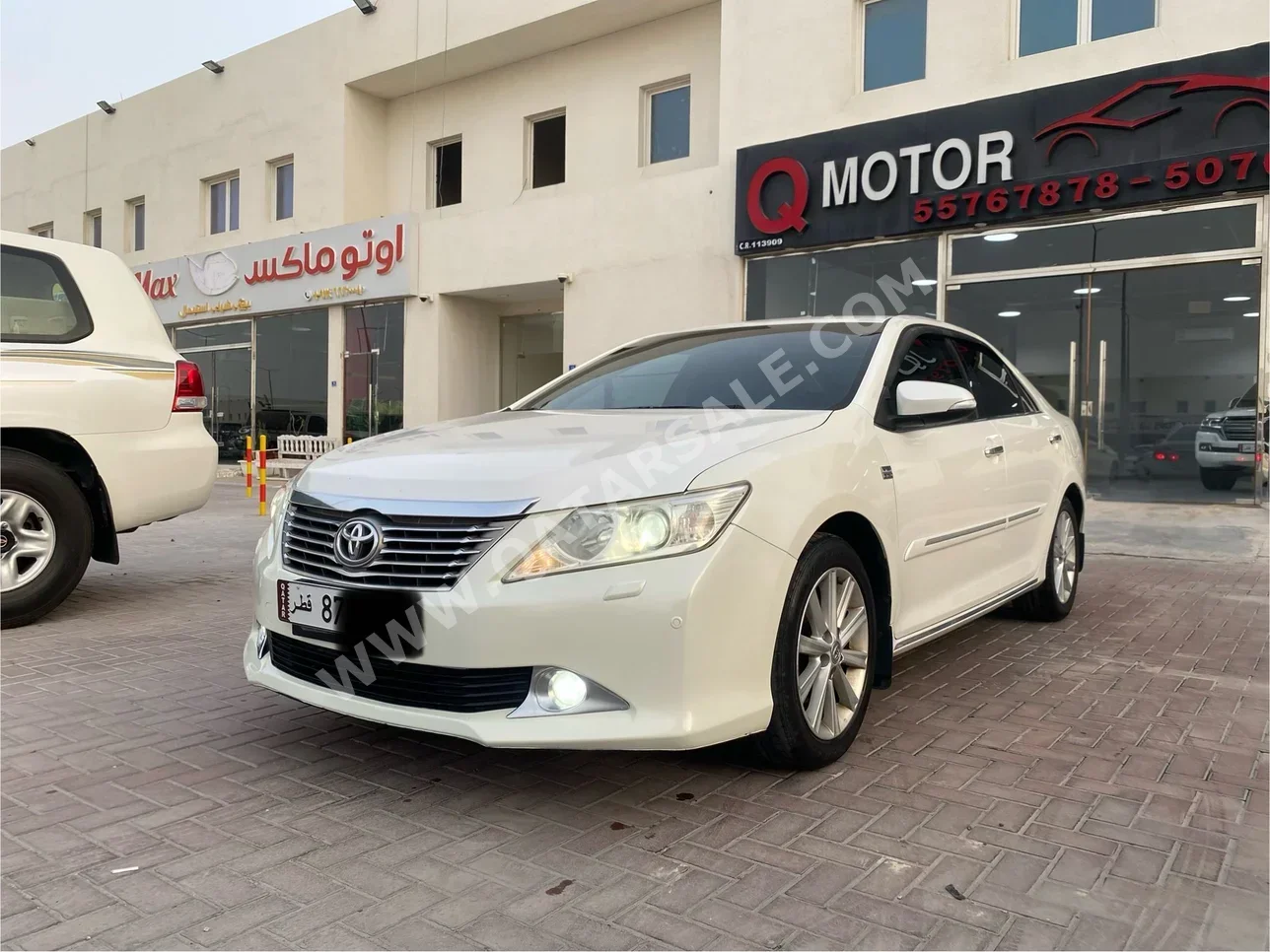 Toyota  Aurion  Grande  2013  Automatic  165,000 Km  6 Cylinder  Rear Wheel Drive (RWD)  Sedan  White