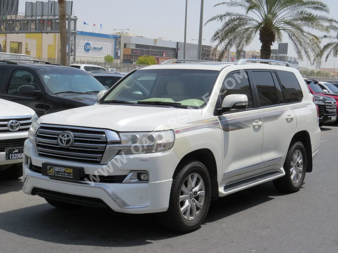 Toyota  Land Cruiser  GXR  2016  Automatic  430,000 Km  8 Cylinder  Four Wheel Drive (4WD)  SUV  White