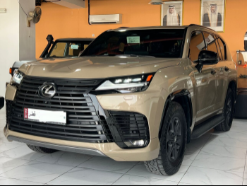 Lexus  LX  600  2025  Automatic  17,000 Km  6 Cylinder  Four Wheel Drive (4WD)  SUV  Beige  With Warranty