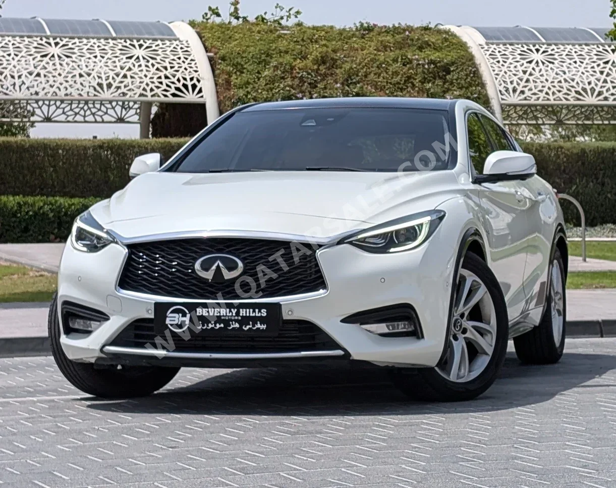 Infiniti  QX  30  2017  Automatic  68,539 Km  4 Cylinder  All Wheel Drive (AWD)  SUV  White