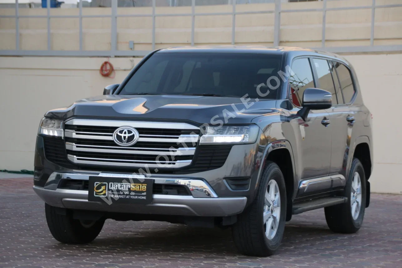 Toyota  Land Cruiser  GXR  2024  Automatic  19,000 Km  6 Cylinder  Four Wheel Drive (4WD)  SUV  Gray  With Warranty