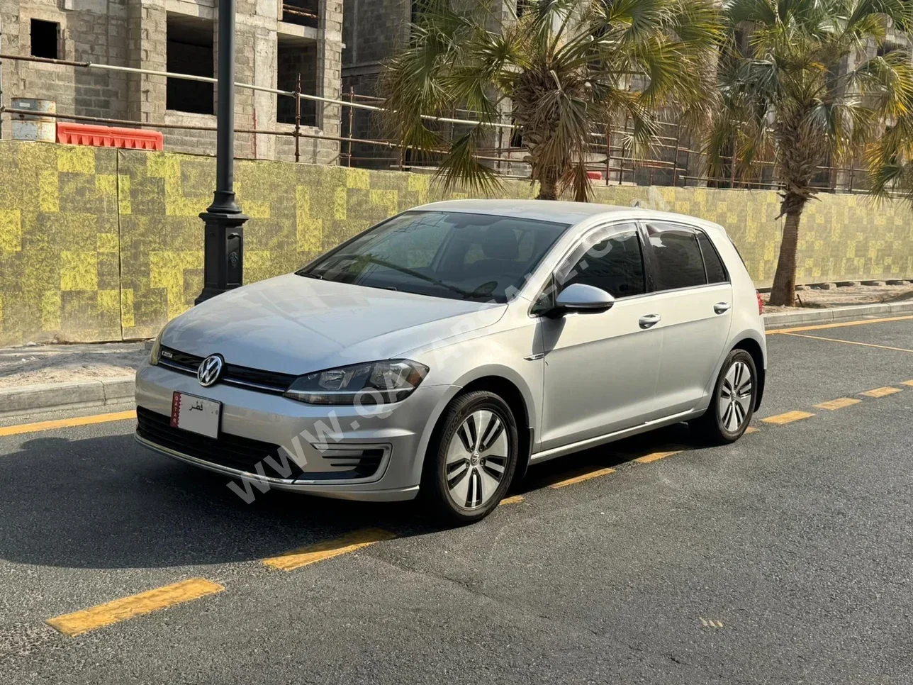 Volkswagen  Golf  2020  Automatic  36,000 Km  0 Cylinder  All Wheel Drive (AWD)  Sedan  Silver