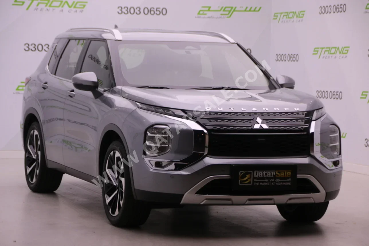 Mitsubishi  Outlander  HL +  2024  Automatic  26,000 Km  4 Cylinder  Four Wheel Drive (4WD)  SUV  Gray  With Warranty