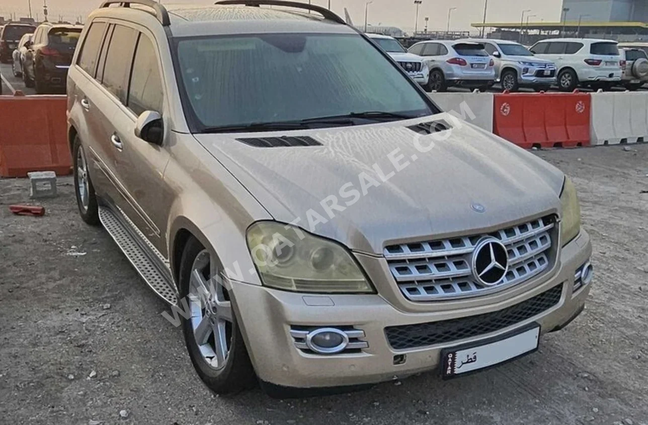 Mercedes-Benz  GL  500  2006  Automatic  175,270 Km  8 Cylinder  Four Wheel Drive (4WD)  SUV  Gold