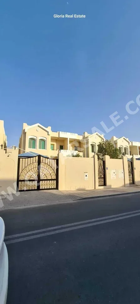 سكن عائلي  - غير مفروشة  - الدوحة  - العسيري  - 4 غرف نوم