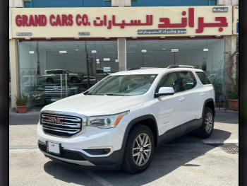 GMC  Acadia  2018  Automatic  92,000 Km  6 Cylinder  All Wheel Drive (AWD)  SUV  White