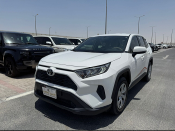 Toyota  Rav 4  2022  Automatic  47,000 Km  4 Cylinder  Four Wheel Drive (4WD)  SUV  White