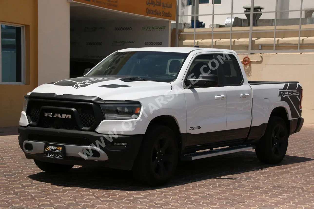 Dodge  Ram  1500  2019  Automatic  130,000 Km  8 Cylinder  Rear Wheel Drive (RWD)  Pick Up  White