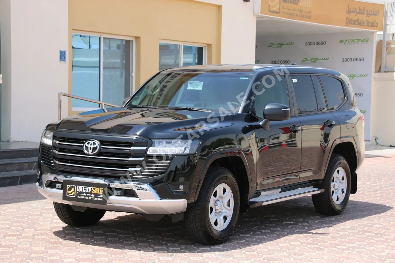 Toyota  Land Cruiser  GX  2025  Automatic  1,700 Km  6 Cylinder  Four Wheel Drive (4WD)  SUV  Black  With Warranty