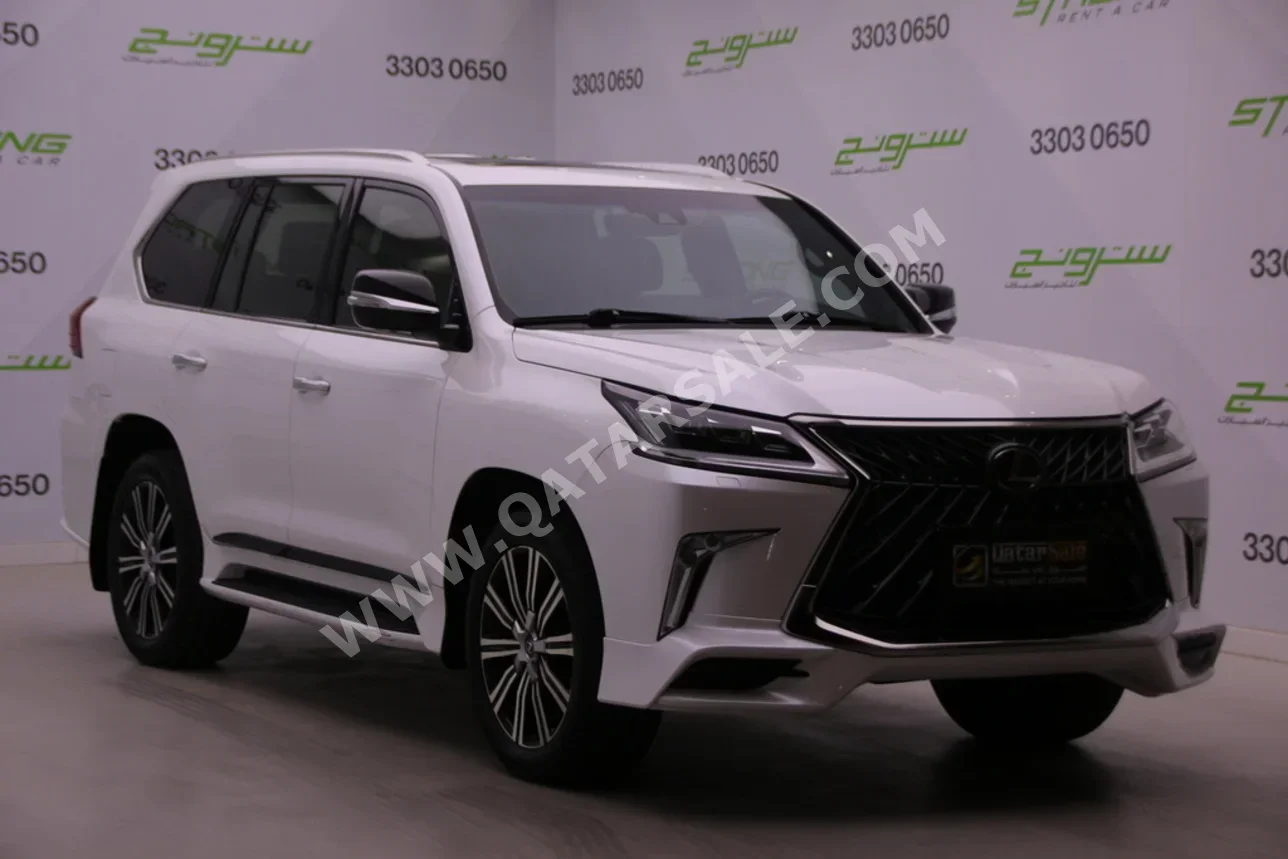 Lexus  LX  570  2018  Automatic  160,000 Km  8 Cylinder  Four Wheel Drive (4WD)  SUV  White