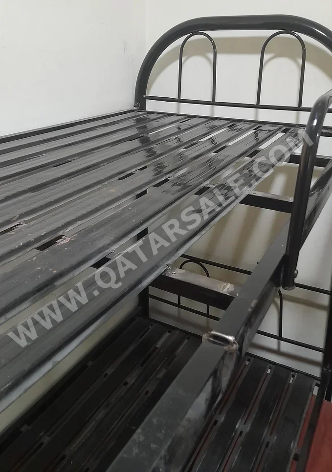 Beds - Crib  - Black