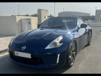 نيسان  زد  370  2016  اوتوماتيك  87,700 كم  6 سلندر  دفع خلفي  كشف  ازرق