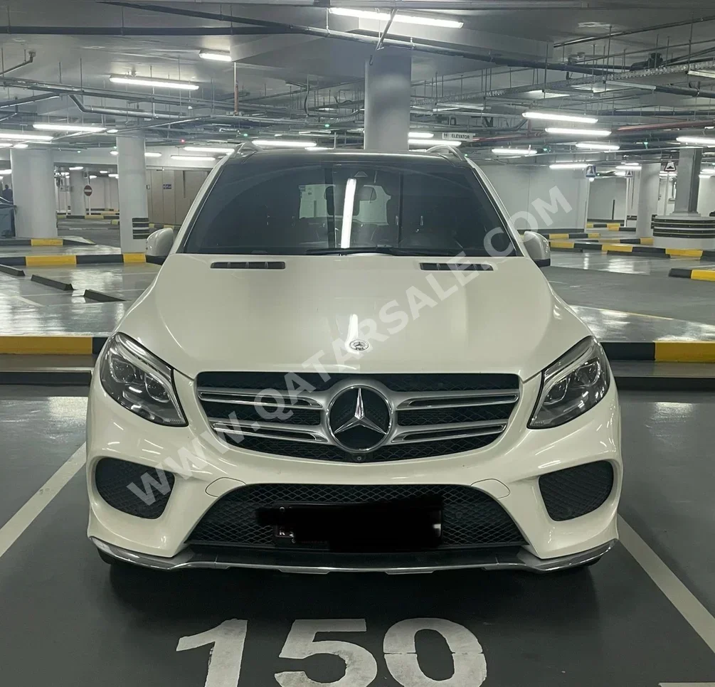 Mercedes-Benz  GLE  400  2016  Automatic  35,500 Km  6 Cylinder  Four Wheel Drive (4WD)  SUV  Pearl