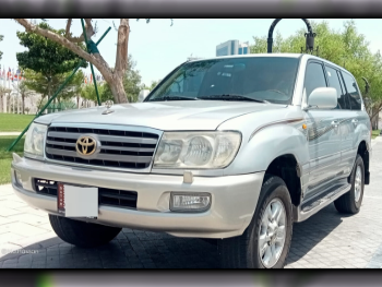 Toyota  Land Cruiser  GXR  2006  Automatic  600,000 Km  6 Cylinder  Four Wheel Drive (4WD)  SUV  Silver