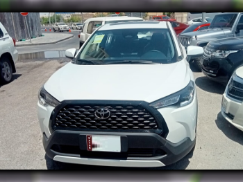 Toyota  Corolla  Hybrid  2025  Automatic  0 Km  4 Cylinder  Front Wheel Drive (FWD)  SUV  White  With Warranty